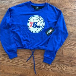 Philadelphia 76ers women’s tie crop top